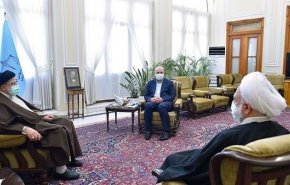 ايران.. رؤساء السلطات الثلاث يؤكدون على التحرك لحل المشاكل الاقتصادية