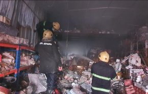 العراق.. السيطرة على حريق المخزن التجاري الكبير وسط بغداد