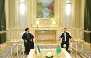 الرئيسان الايراني والتركماني يعقدان جولة من المباحثات
