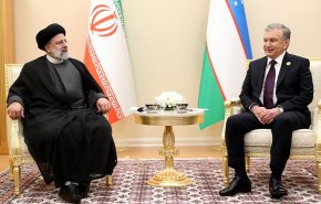  رئيسي يبحث مع نظيره الاوزبكي رفع مستوى التعاون الشامل 