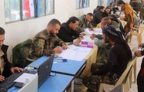 تسوية أوضاع نحو 2500 شخص بمدينة الميادين في دير الزور