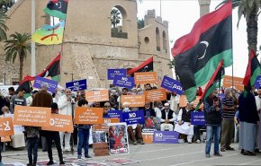 ليبيا.. وقفة احتجاج أمام المفوضية العليا للانتخابات في طرابلس
