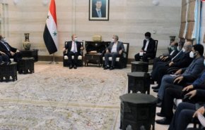 عرنوس يبحث مع وزير الصناعة الإيراني زيادة التعاون الاقتصادي