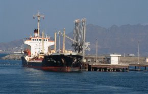 تحالف العدوان ينهب ٤ ملايين و٤٠٠ ألف برميل نفط خام منذ نوفمبر