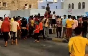 تظاهرات واسعة ضد 'هادي' جنوب اليمن تنديدا بتردي الأوضاع