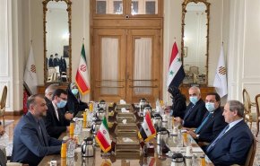 وزير الخارجية الإيراني يستقبل نظيره السوري