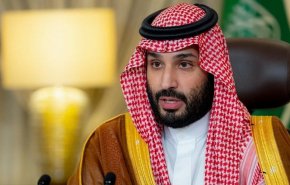 إبن سلمان يصل أبو ظبي في اطار جولته الاقليمية
