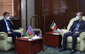 إيران تعلن استعدادها لربط شبكة الكهرباء بجمهورية أذربيجان وروسيا