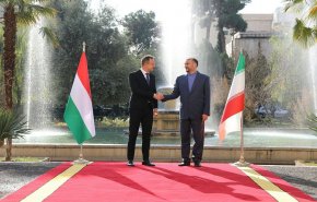 وزير الخارجية الهنغاري يزور طهران ويلتقي أمير عبد اللهيان