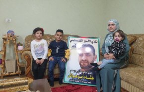 الاسير ابو هواش يواصل الاضراب عن الطعام