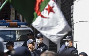 فتح تحقيق في مقتل شخصين برصاص شرطي  في الجزائر  
