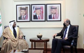الصفدي يستقبل رئيس البرلمان العربي
