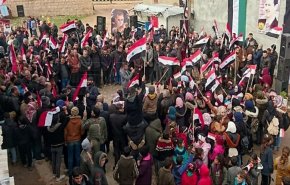 بالصور..  قرية كفر ناصح بريف حلب الشمالي تتظاهر رفضا للاحتلال التركي