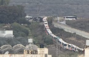  بالصور ..مسيرة استفزازية للمستوطنين في نابلس والاهالي تتصدى لها