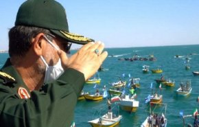 قائد بحرية الحرس الثوري: نرصد المنطقة والخليج الفارسي بشكل كامل 