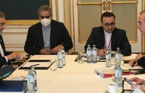 باقري يلتقي مورا في اطار الجولة الثامنة من مفاوضات فيينا