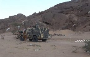 بالفيديو: مشاهد لتحرير معسكر الخنجر في اليتمة وجبل الشبكة 