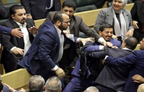ملك الأردن يمهد لولاية خامسة
