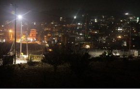 إصابة فتى فلسطيني برصاص الاحتلال في مخيم العروب