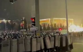 توقيف نحو 8 آلاف شخص منذ اندلاع الاحتجاجات في كازاخستان