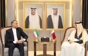 وزير الخارجية الايراني يجري محادثات مع نظيره القطري