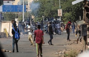تأجيل مظاهرات بالخرطوم الى غد الخميس.. واستمرار تدخلات أمريكية في السودان
