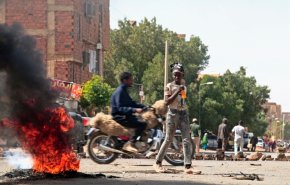 العصيان في السودان مقابل القمع والخرطوم تنتظر الوساطات