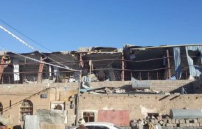 تضرر منازل المواطنين في غارات ليلية لطيران العدوان على صنعاء