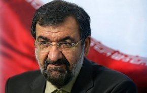 محسن رضائي: الحكومة تبذل الجهود لاجهاض الحظر