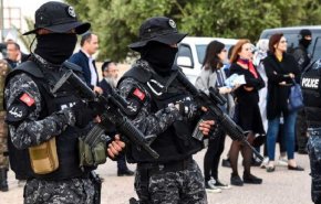 ثلاثة جرحى في عملية طعن بمترو في تونس