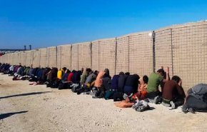 مشاهد جديدة لاستسلام عناصر 'داعش' في سجن الصناعة بالحسكة