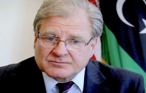 السفير الأمريكي في ليبيا يحذر من إقالة الدبيبة
