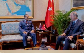 رئيس أركان القوات القطرية يلتقي وزير الدفاع التركي