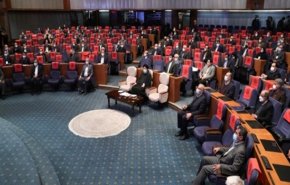 بدء العمليات التنفيذية لـ 48 مشروعا صناعيا كبيرا في ايران