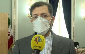 شاهد..خطيب زادة يتحدث لقناة العالم عن الثورة الاسلامية