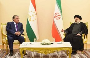الرئيس الطاجيكي يهنئ بذكرى انتصار الثورة الاسلامية 