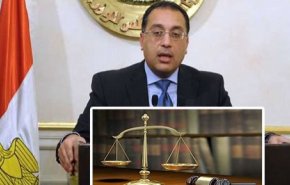 رئيس وزراء مصر يمهد لرفع أسعار الوقود: السعر العالمي ارتفع 54%