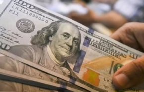 بعد انخفاض غير مسبوق.. ارتفاع أسعار صرف الدولار في العراق