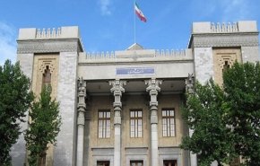 ايران تطلب من مواطنيها مغادرة اوكرانيا