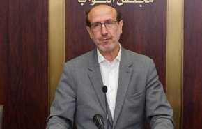 عضو كتلة الوفاء للمقاومة ينتقد سياسة لبنان تجاه ازمة اوكرانيا 