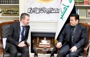  الأعرجي يبحث مع السفير الكندي الأزمة الروسية الأوكرانية
