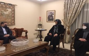 وزير الثقافة الايراني يزور أسرتي الامام موسى الصدر والشهيد عماد مغنية