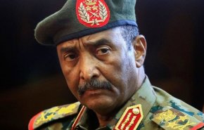 رئيس مجلس الانتقالي السوداني يصل إلى الإمارات