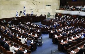 الكنيست يصدق على منع لم شمل العائلات الفلسطينية 