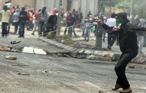 22 إصابة وإغلاق طرق خلال مواجهات بمحيط مخيم قلنديا بالقدس المحتلة