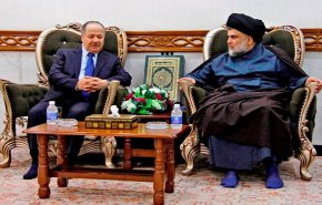 مقتدى الصدر ومسعود بارزاني يبحثان هاتفياً إعلان الكتلة الأكثر عدداً 