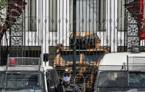 برلمان تونس المعلق يدعو لجلستين للنظر في إلغاء إجراءات الرئيس الاستثنائية‭ ‬
