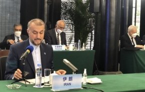 وزير الخارجية الايراني يدعو الى تشكيل صندوق مالي لحماية الشعب الافغاني