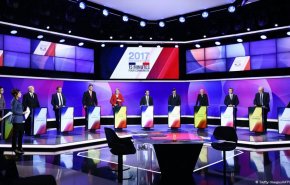 شاهد: ازمة اوروبية جلبت الحظ لماكرون رغم كثرة منافسيه!
