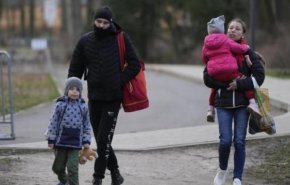الطوارئ الروسية: أكثر من نصف مليون لاجئ من دونباس وأوكرانيا وصلوا روسيا
